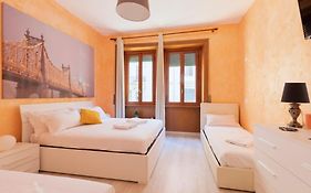 Private Room In A Guest House With Private Bath N1